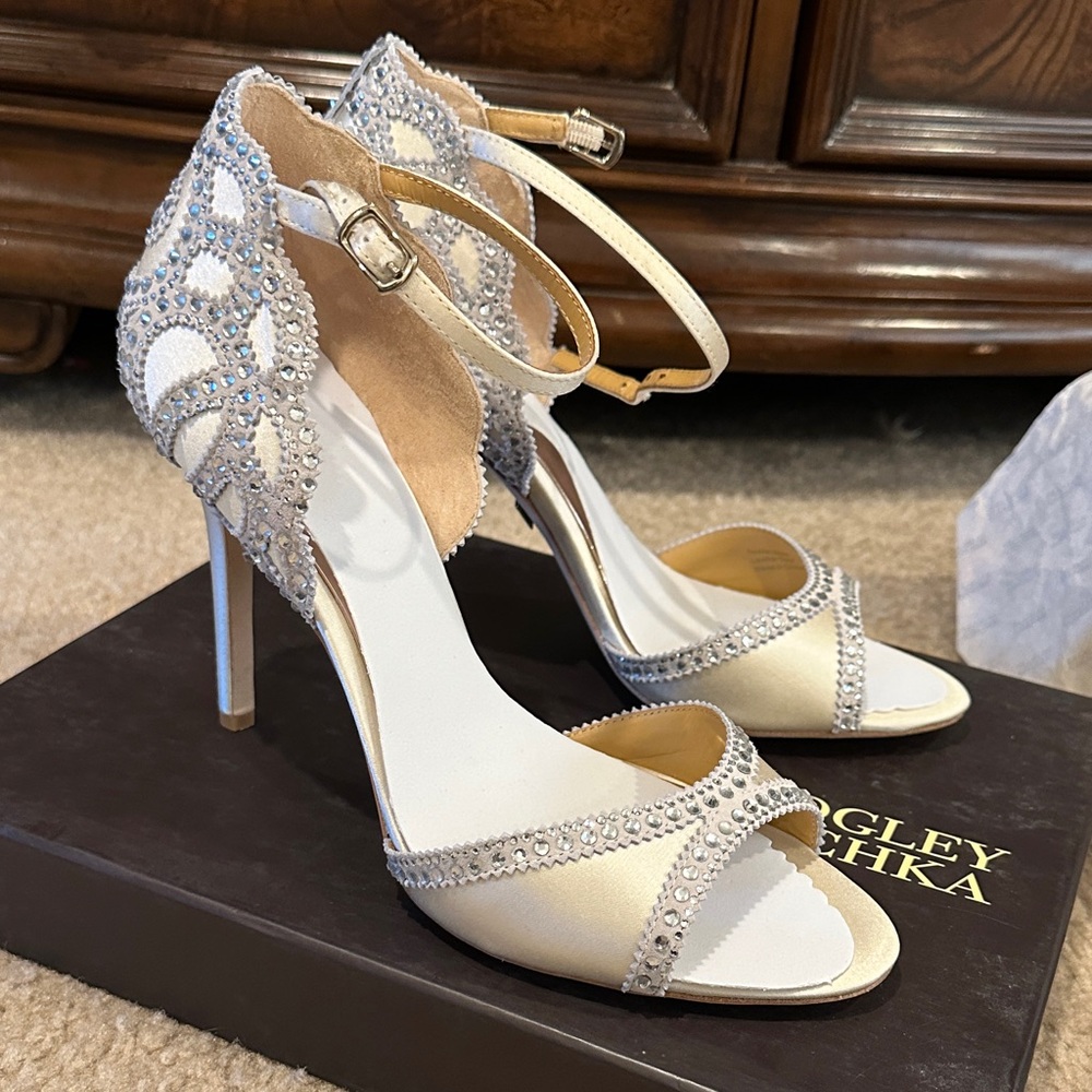 Badgley Mischka Heels